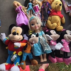 Disney Doll and Plush Collection - Mickey, Minnie, Elsa, and More